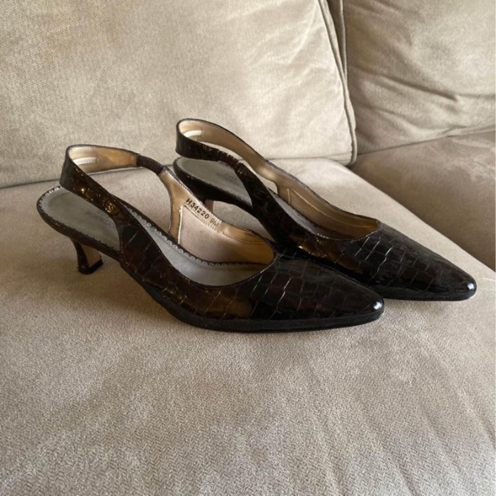 Size 9 Ros Hommersons sling back heels